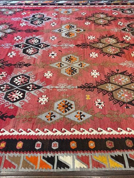 Sarkisla 3.36x2.30