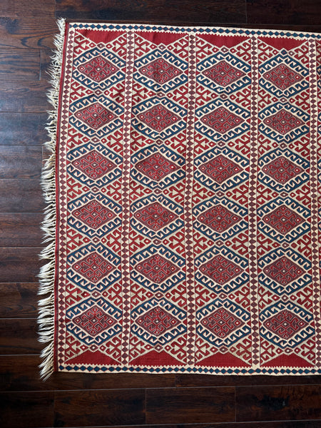 Caucasian 1.85x1.23