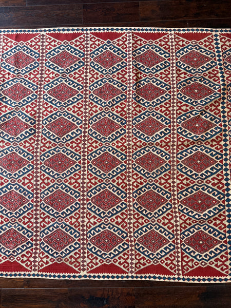 Caucasian 1.85x1.23